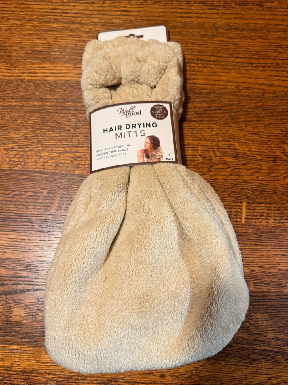 Well & Good Hair Drying Mitts in Beige NEW